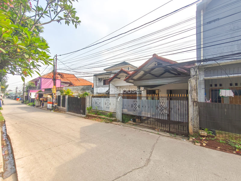 Jalan Poncol Indah Tangerang Selatan