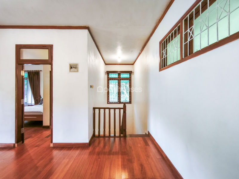 Kampung Ciliwung Riverside