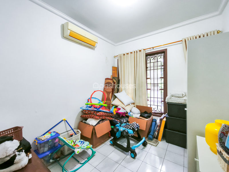 Legenda Wisata Zona Picasso Blok K5/10