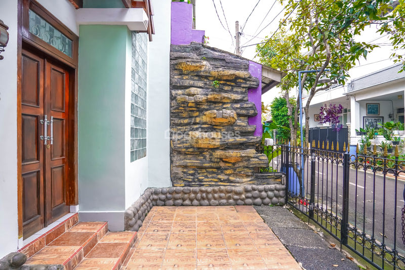 Pondok Benda Barat