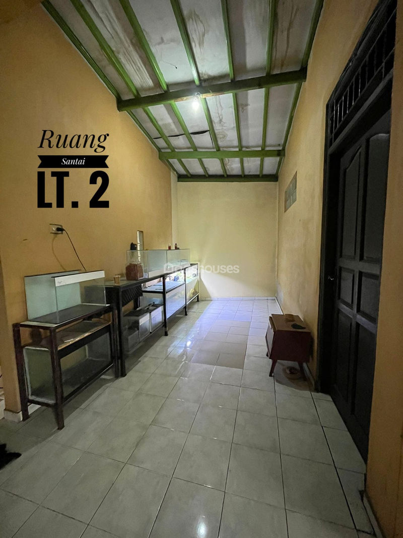 Jalan Merpati Putih 2 Blok D21 No.1