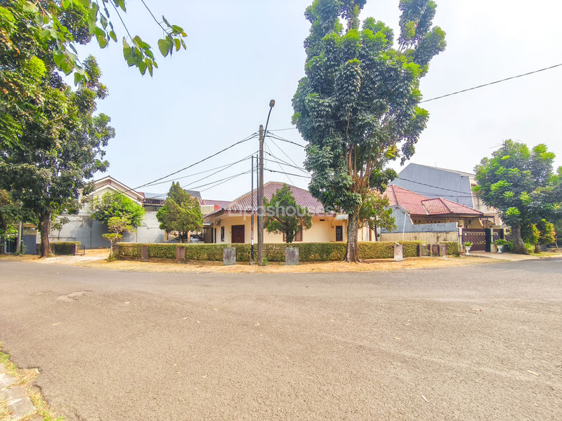 Jalan Pakis Blok i.2 No 58 Sektor 1.7 BSD CITY