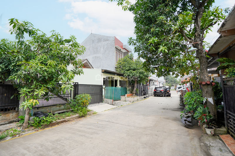 Bekasi Timur Regency Blok F1 No.1B