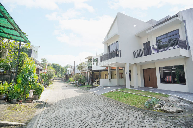 Perumahan Cibubur Villa 1