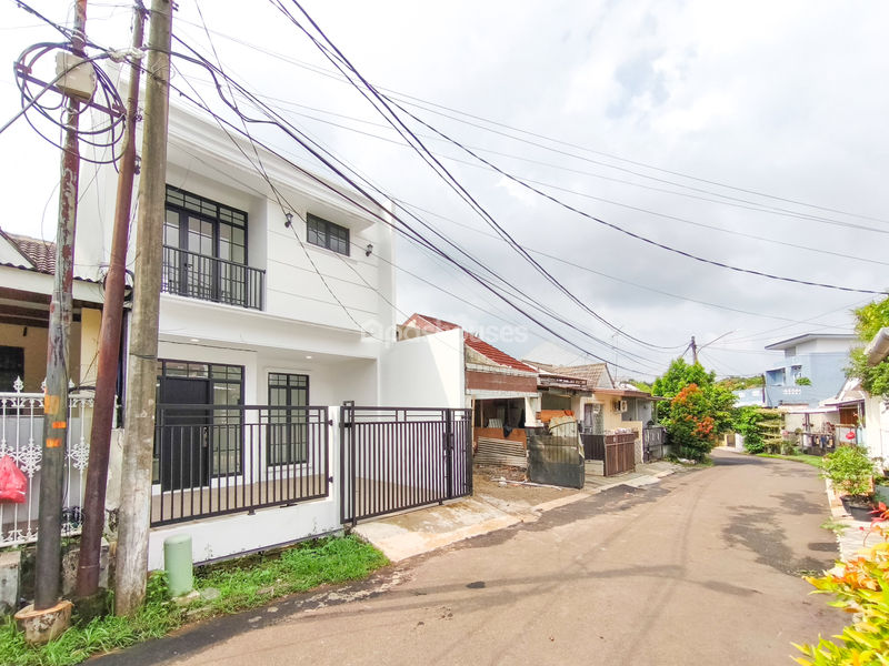 Kencana Loka BSD Sektor 12.5 Blok V2