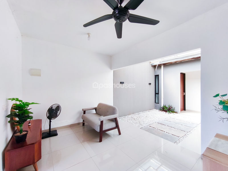 Perumahan Samanea Hill Blok C No.05