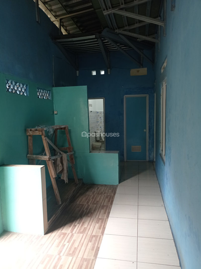 Jalan Raya Pasir Putih Depok
