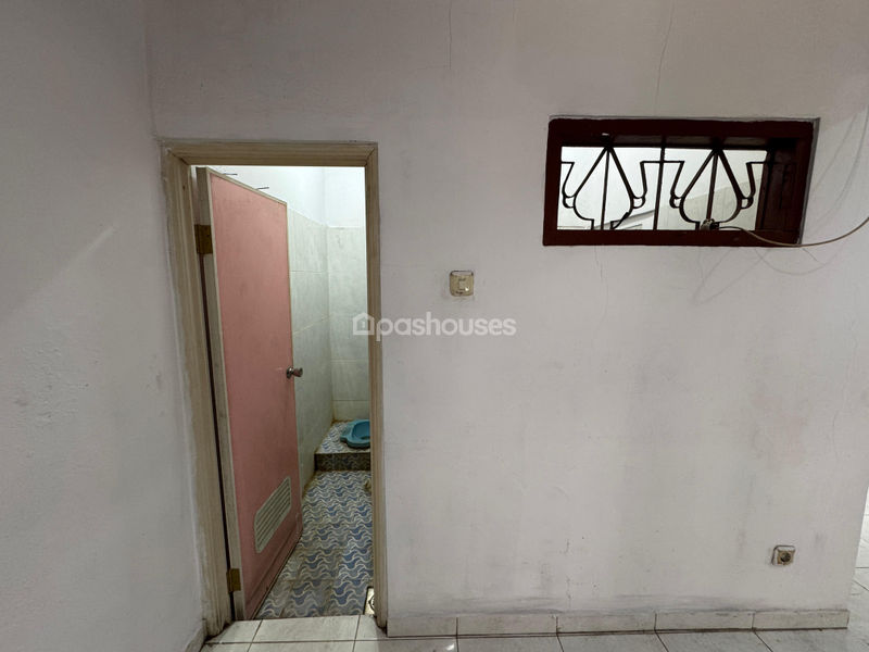 Jalan Flamboyan Blok B8