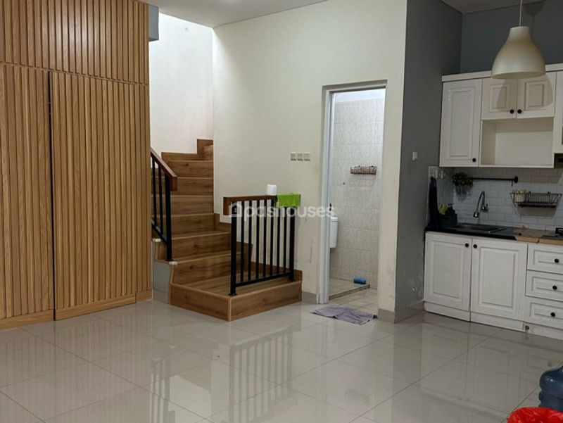 Jalan Gatot Subroto Km 6,7 Magnolia residence Blok AG No.19