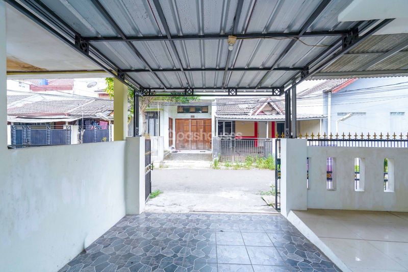 Jalan Taman Anyelir 2 Blok D1 No 2