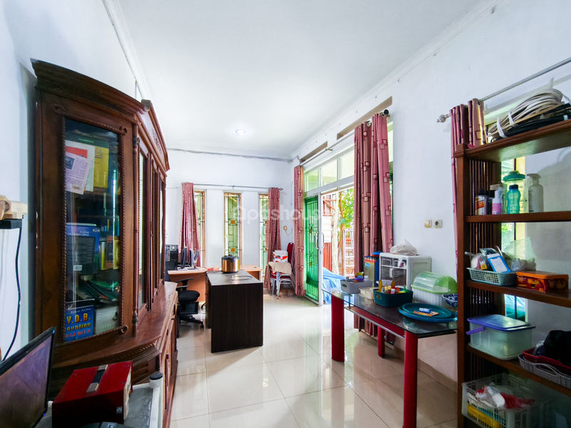 Jalan Kelurahan Pondok Rajeg