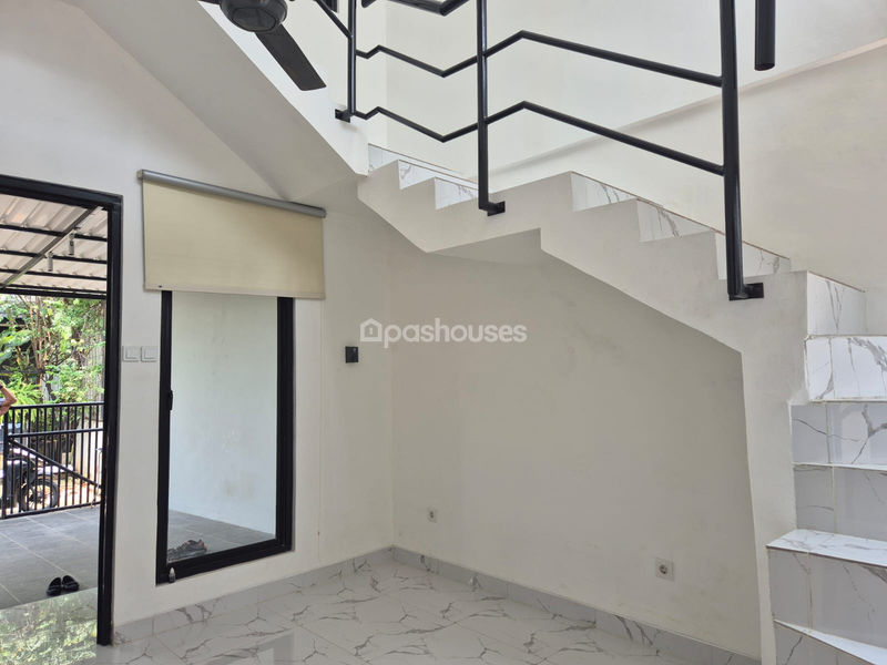 Jalan Cucur Barat VIII Blok F5/10