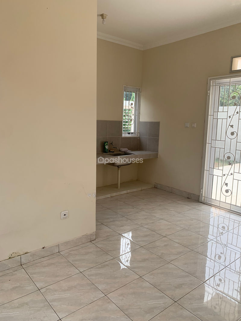 Telaga Golf Sawangan Cluster Espanola