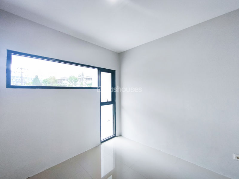 Pertiwi Green Townhouse Blok C4