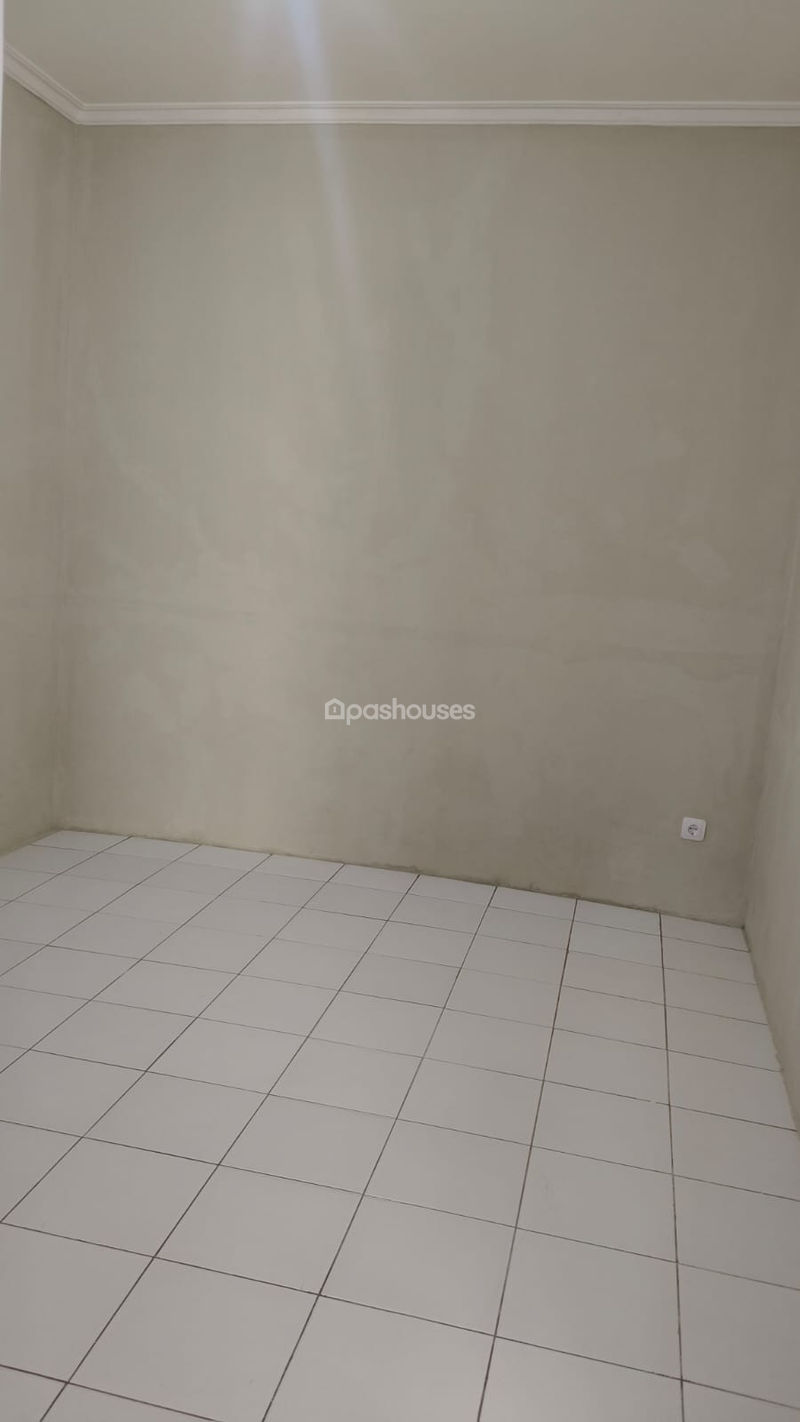 Perumahan Limus Pratama Regency Blok E20 No.2