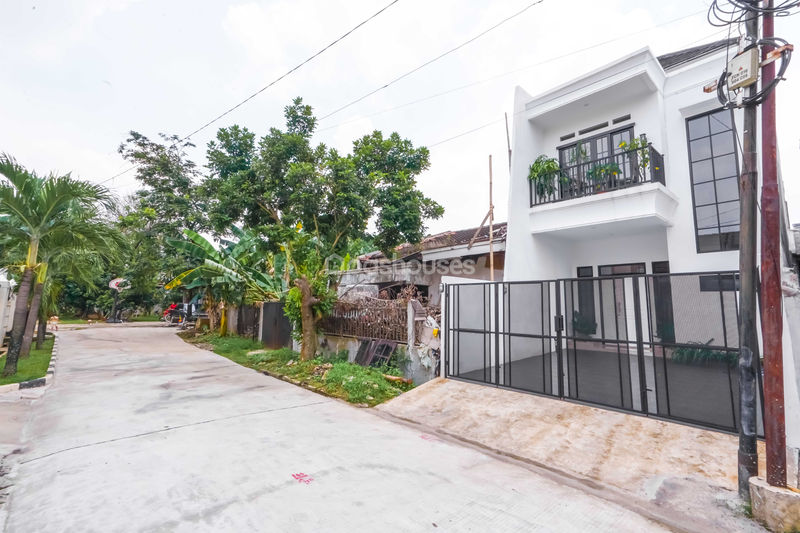 Komplek Megapolitan Cinere Blok J No.334 