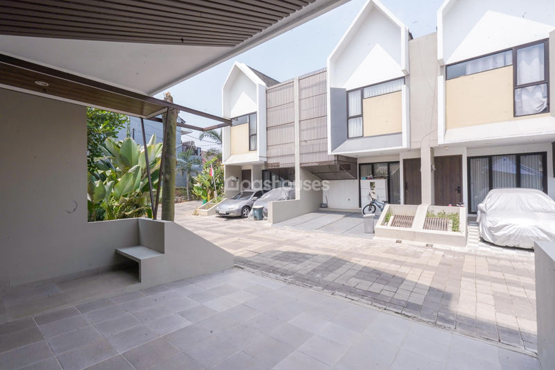  Perumahan Araya Living Cilangkap