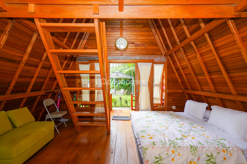 Villa Saung Ibu Bogor