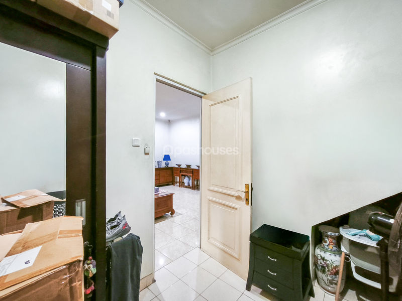 Kota Wisata Cluster Vancouver Blok UA