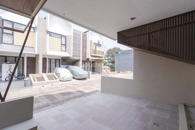  Perumahan Araya Living Cilangkap