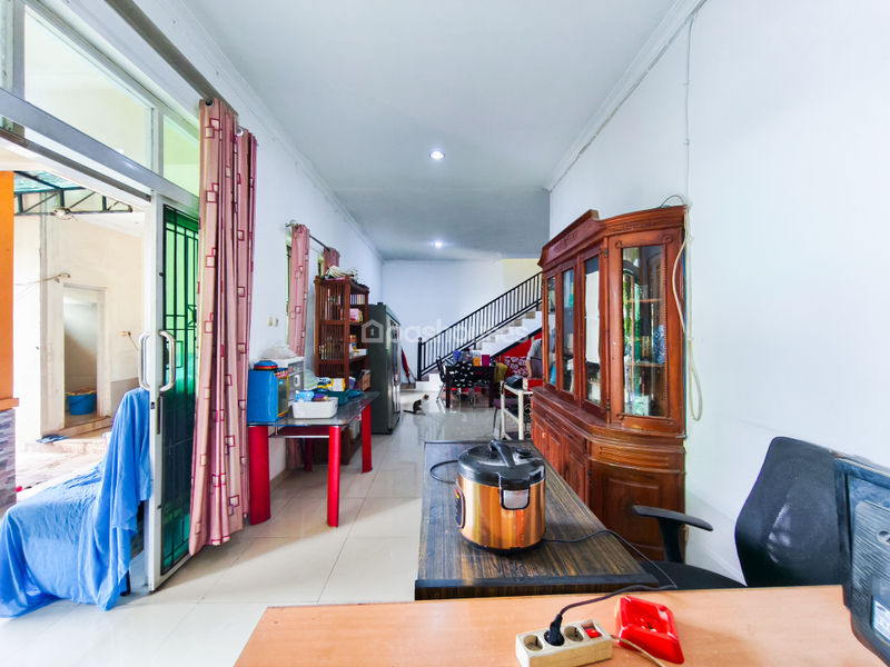 Jalan Kelurahan Pondok Rajeg
