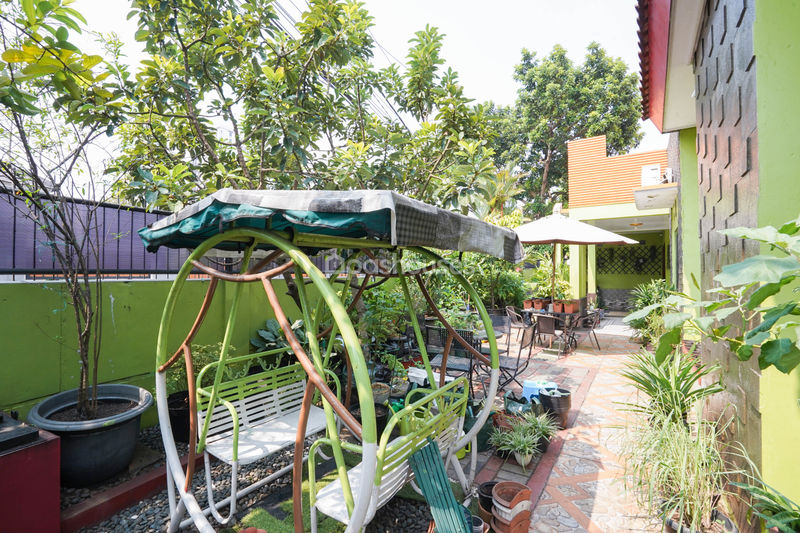 Jalan KH. Ahmad Dahlan No.22 Depok