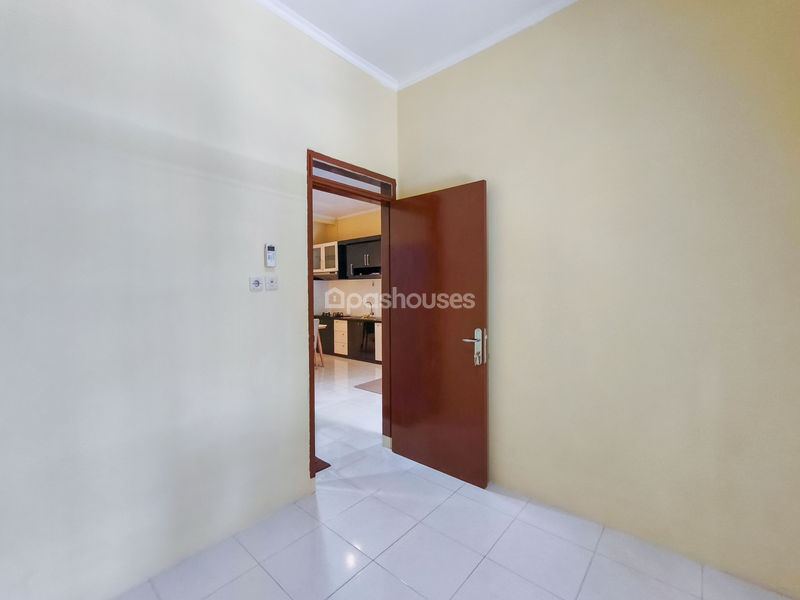 Perumahan Taman Pajajaran Blok D4 No.15