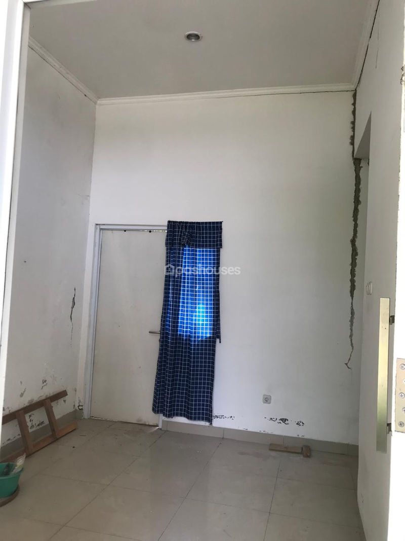 Metland Cileungsi Cluster Iris Blok EA6/1