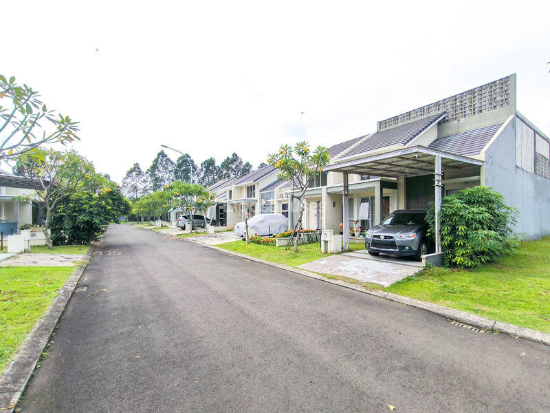 Perumahan Suvarna Sutera Cluster Dhana