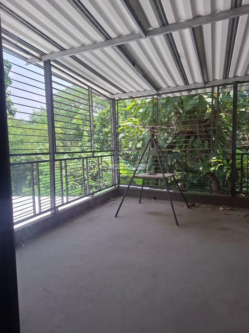 Jalan Bukit Topaz Golf