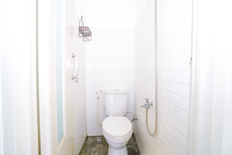 Jalan Makam Pule Depok