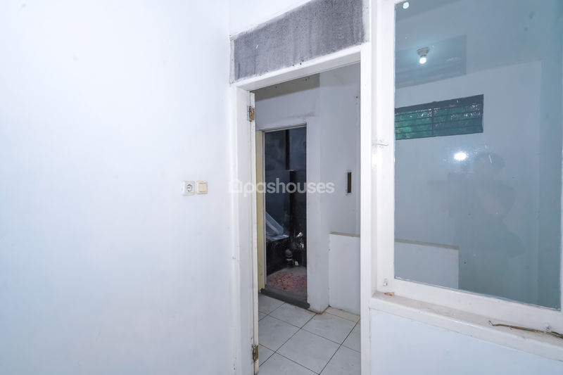 Legenda Wisata Zona Van Gogh Blok S17/10