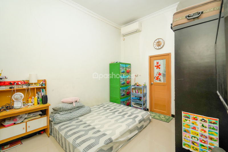 Perumahan Taman Raya Cluster Cendana Blok J8