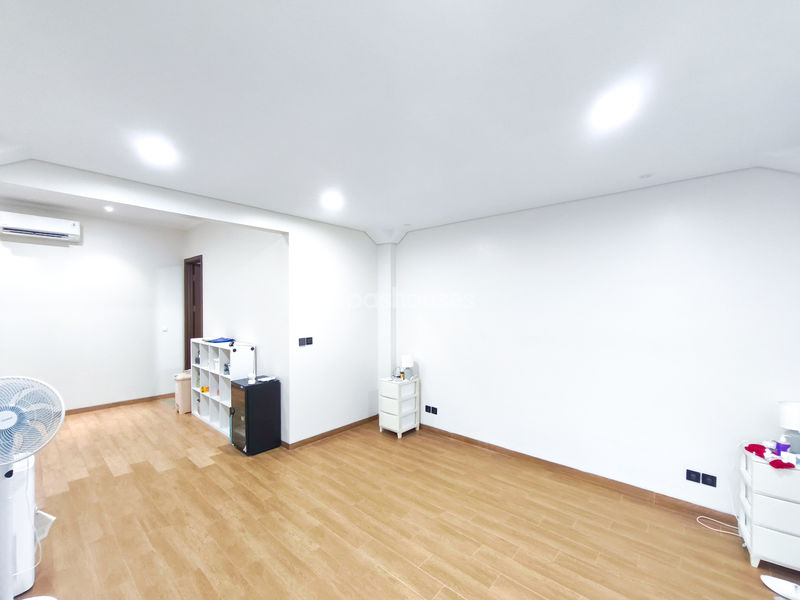 Perumahan Suvarna Sutera Cluster Andara