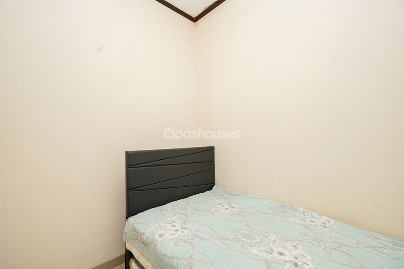 Taman Harapan Baru Blok V1 No.49