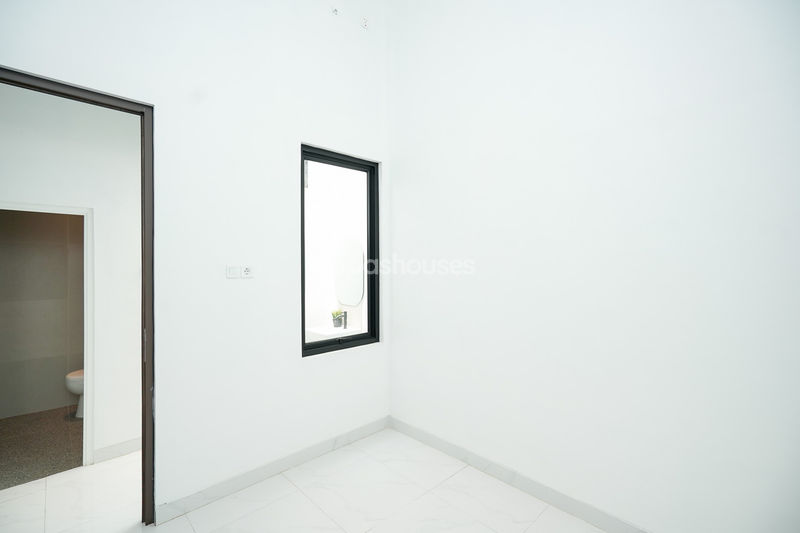 Taman Harapan Baru Blok O2 No.24