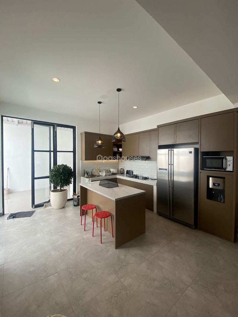 Windelrio Townhouse