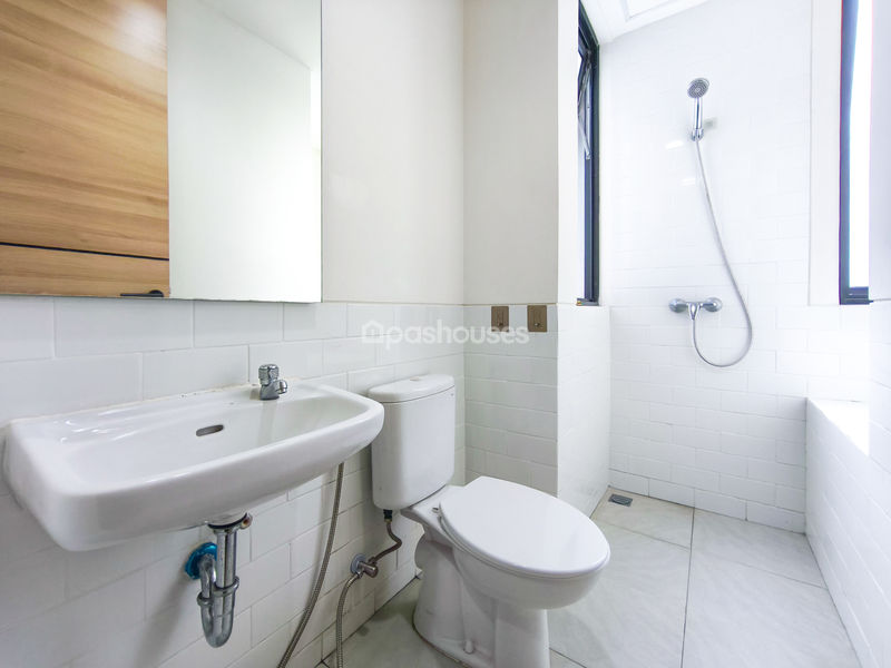 Perumahan Cendana Essence West 1 No.136