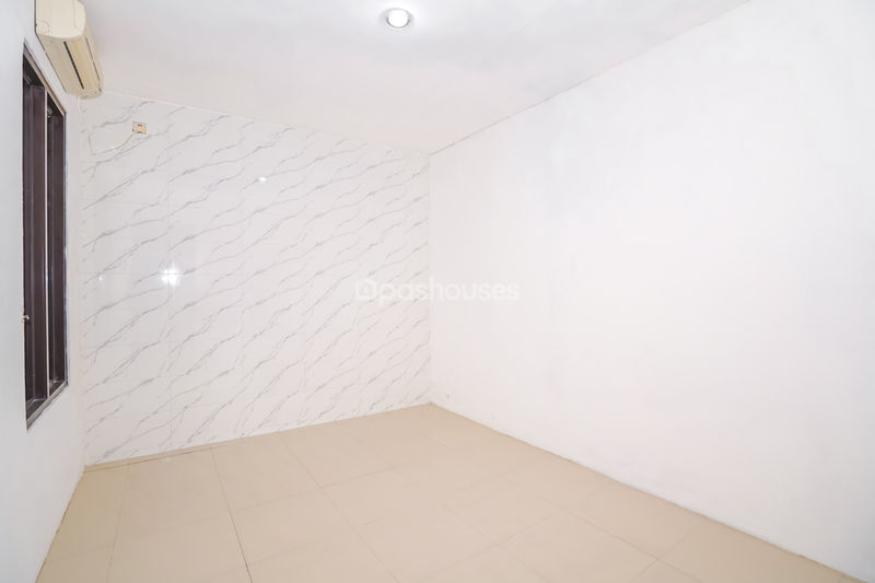 Perumahan Casatorina Townhouse No.18