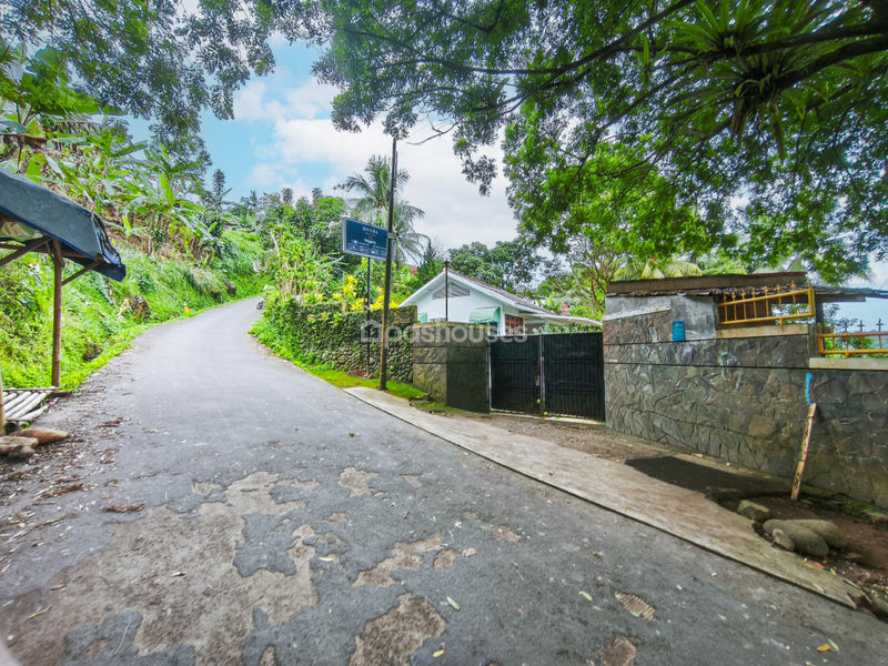 Kampung Ciliwung Riverside