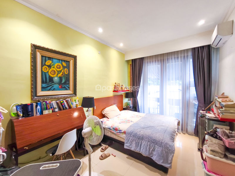 Jalan Gunung Raya Dalam Kav.5