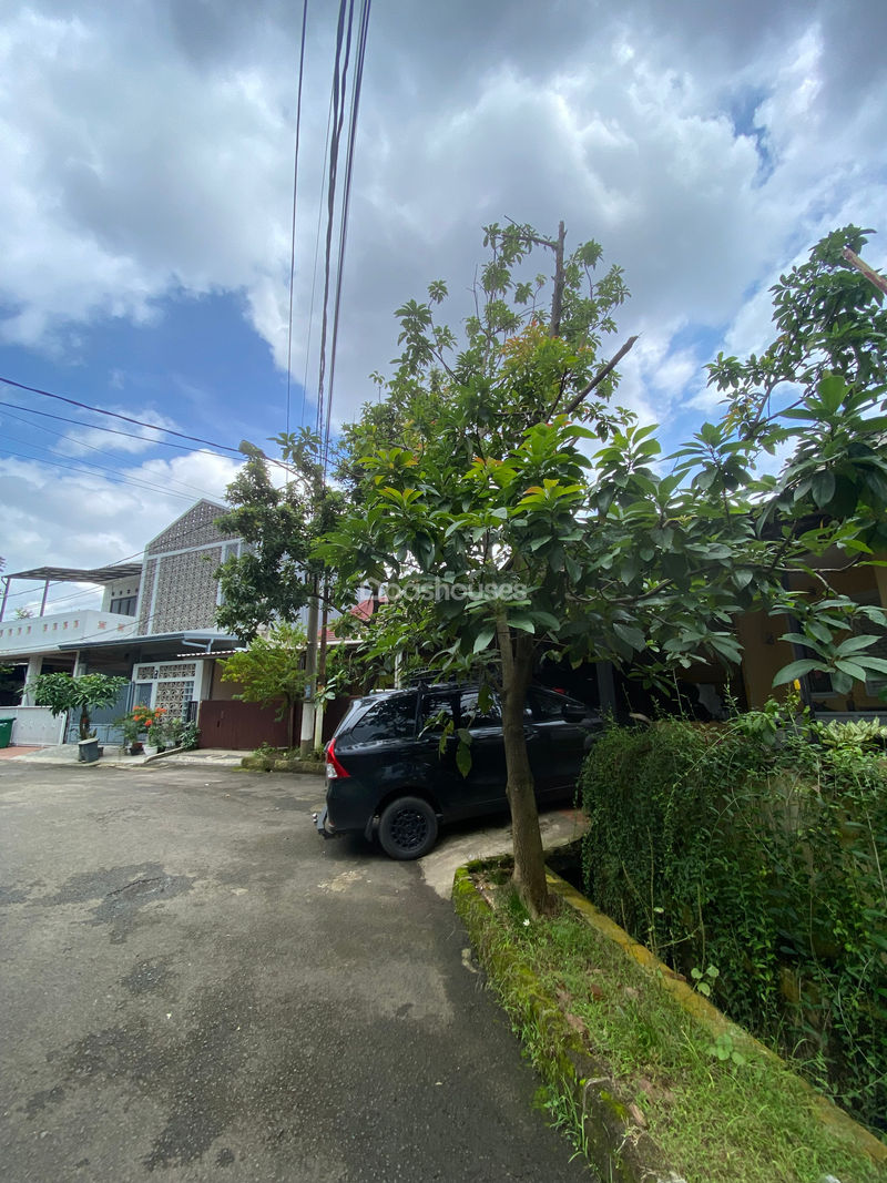 Cilebut Residence 1 Cluster Bougenville Blok I1 No.12