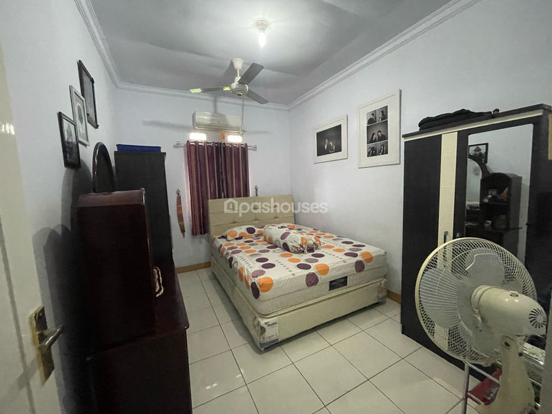 Perumahan Taman Pagelaran Jl Melati Blok E3 No.10
