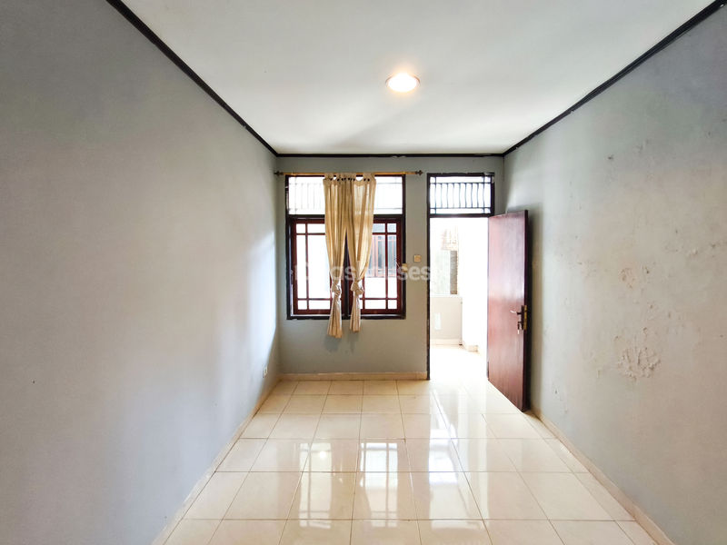 Komplek Villa Gunung Lestari Blok C4 / 26