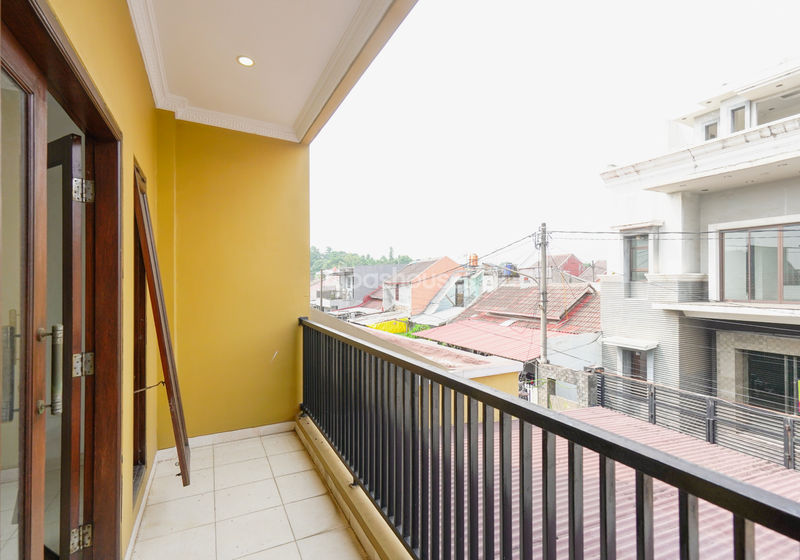 Perumahan Dukuh Zamrud Blok I-21 No.61