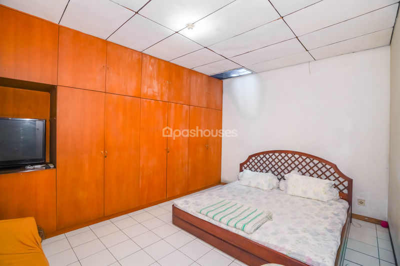 Jalan Mujair II No.18