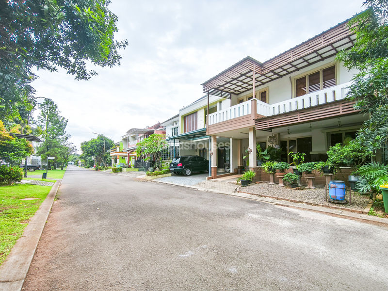 Kota Wisata Cluster Vancouver Blok UA