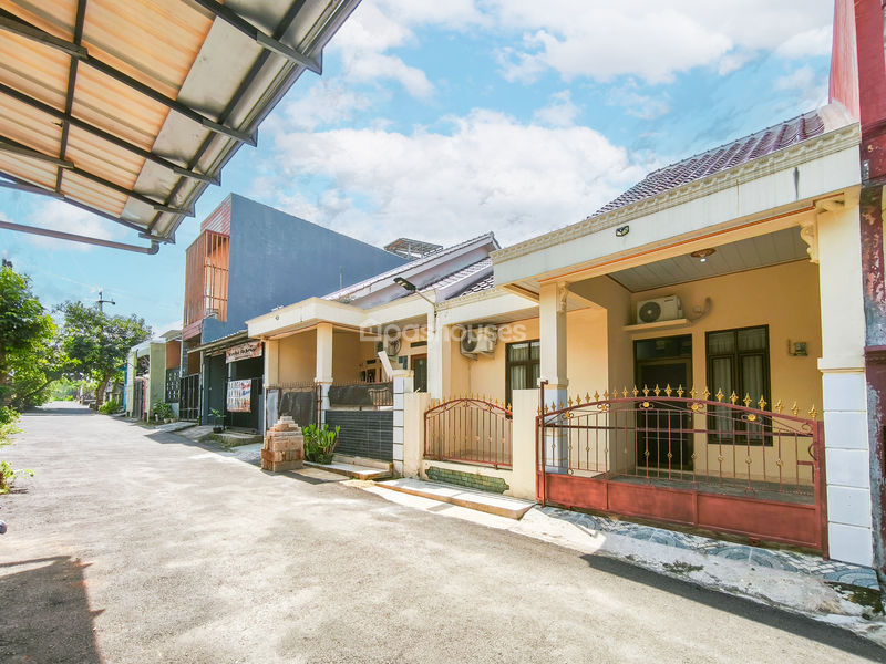 Perumahan Taman Griya Kencana Blok D8 No.17