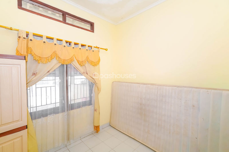 Taman Sawangan Residence Blok B No.12