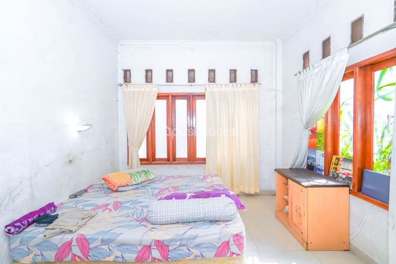 Jalan Raya Depok Sawangan